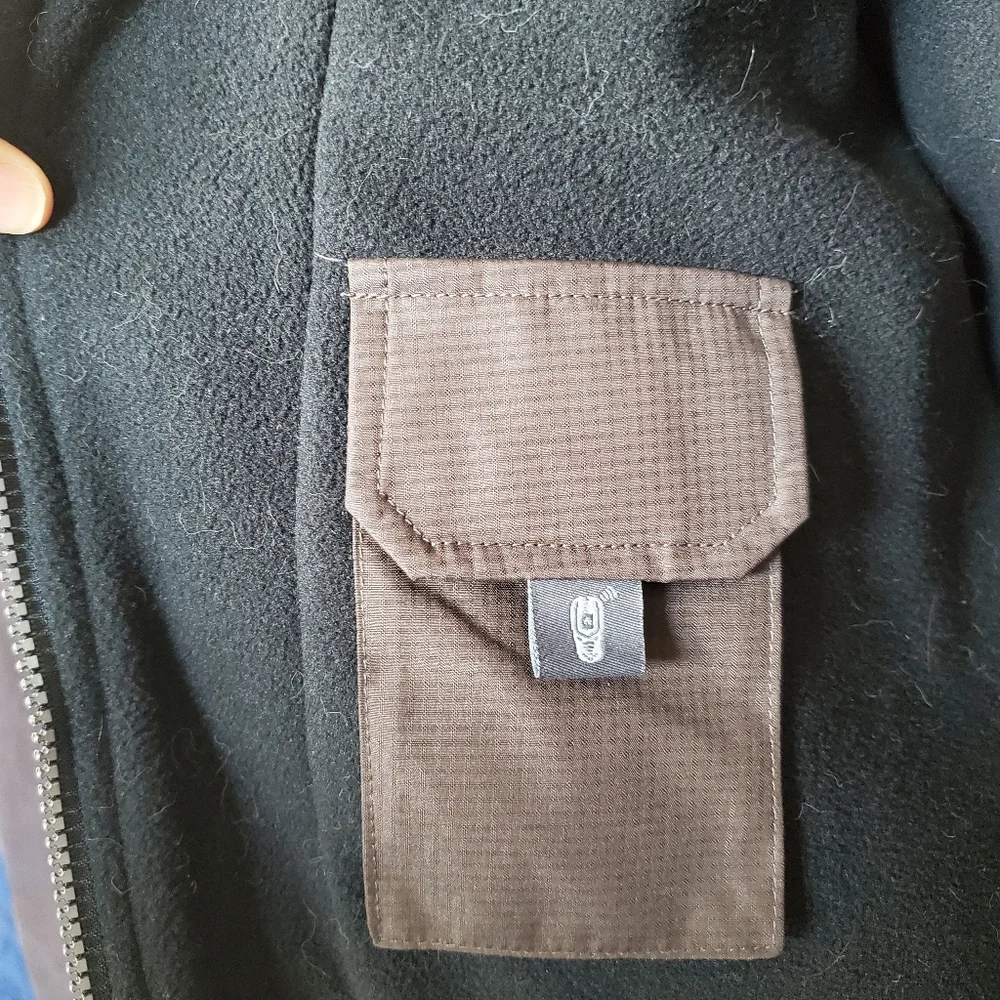 Classic Izod Sport Jacket Men's, XL, Brown, Black Fleece Inside, Great Jacket - Picture 6 of 7